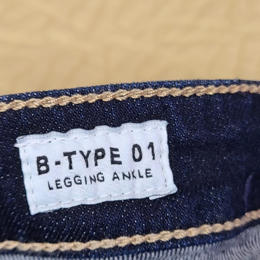 AG Adriano Goldschmied B Type 01 denim ankle jeggings size 29 - Picture 6 of 10